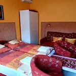 Julia Aparthotel Hévíz